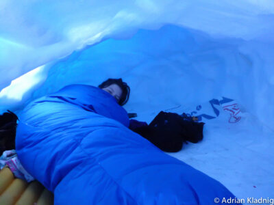 Snowcave in North Rams Head